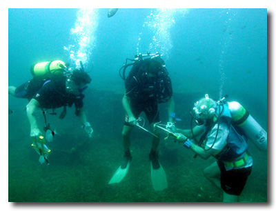 Conférence sous-marine. 