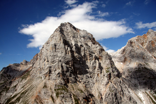 Ciel bleu en montagne