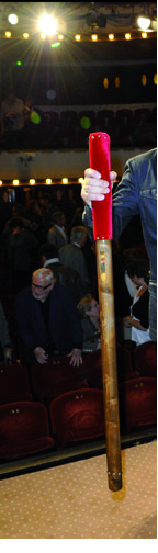 Brigadier (bâton) de théâtre. 