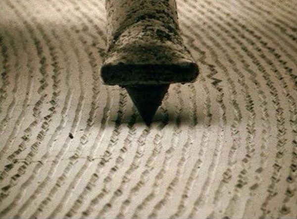 Sillon d'un disque vinyle