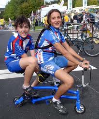 Un petit tandem amusant, mais pas très roulant&nbsp;! 