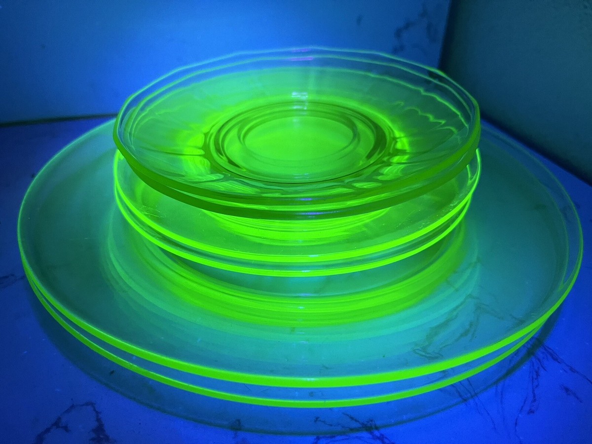 Vaisselle sous UV Vaisselle sous UV